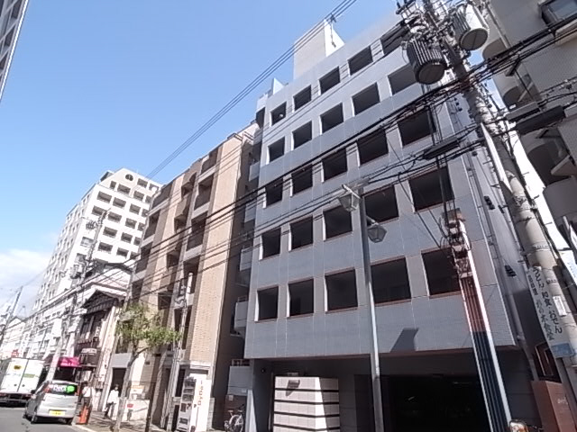 JUN中山手の外観