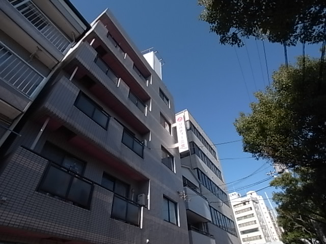 リバティ三宮の外観