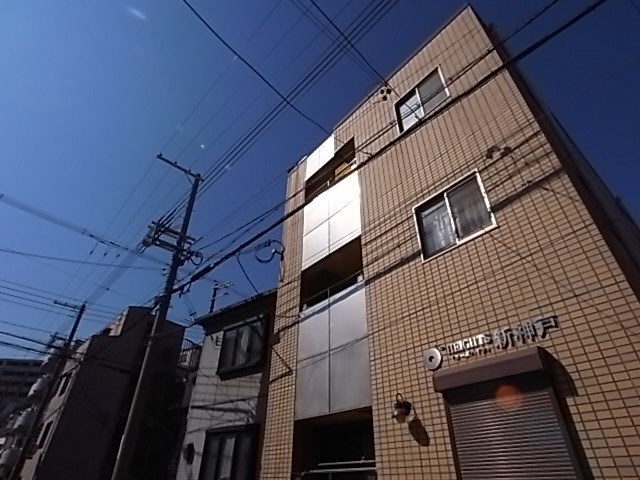 オーズハイツ新神戸の外観