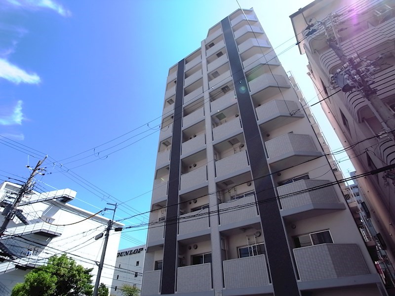 セオリー神戸ラメールの外観