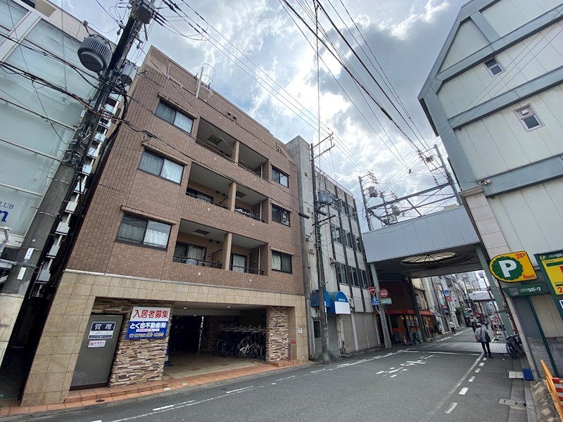 KEIマンションの外観