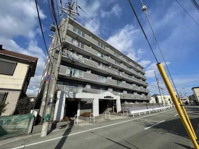 パストラル青山の外観