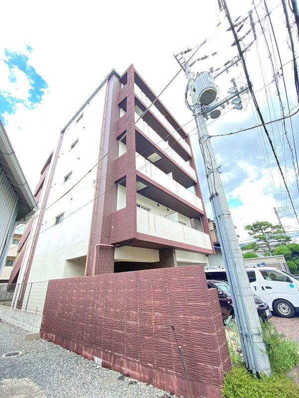 すとりぃむ江坂の外観 すとりぃむ江坂の外観