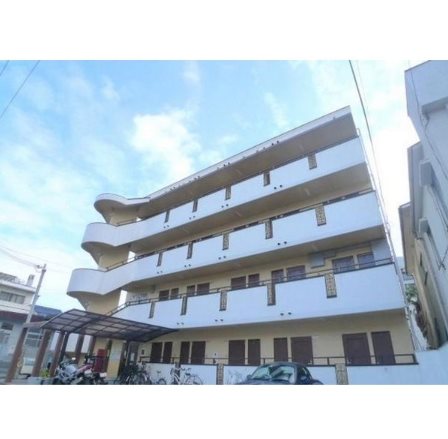 サンコーポウエノの外観