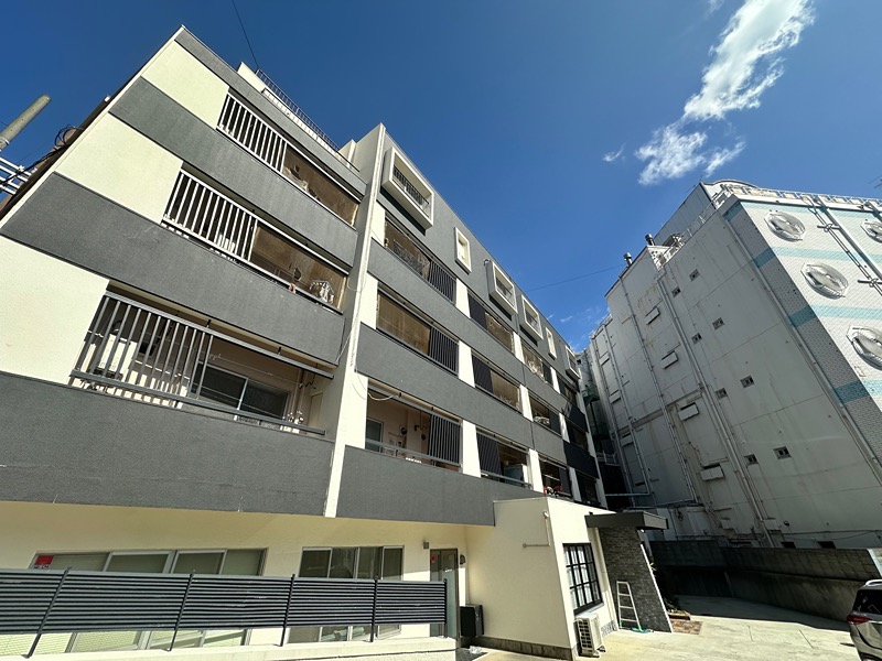 MIRAVAL元町の外観