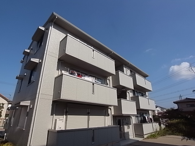 神戸市西区二ツ屋２丁目の賃貸アパートの外観