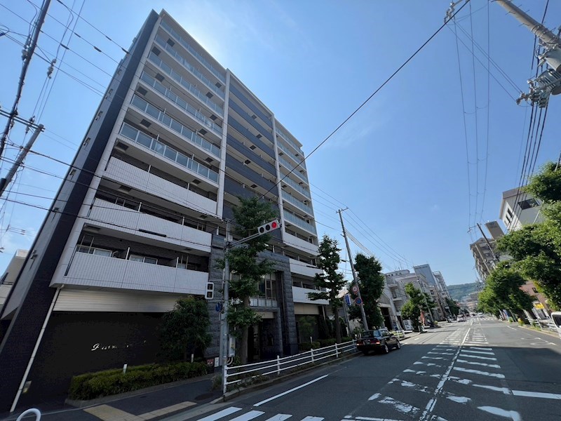 プレサンスKOBEティアラの外観