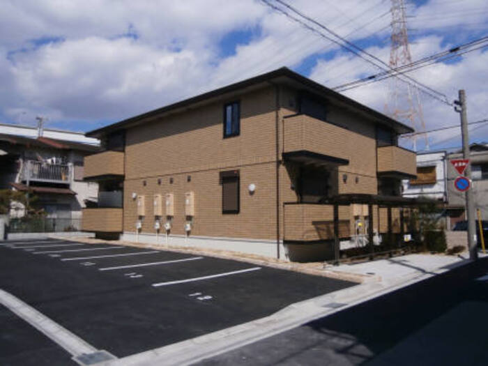 尼崎市の賃貸アパートの外観