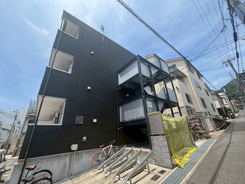 リブリ・新神戸の外観