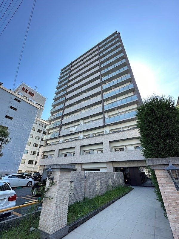 レジディア新大阪の外観