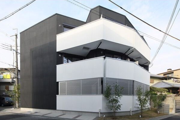 パロス立花の外観