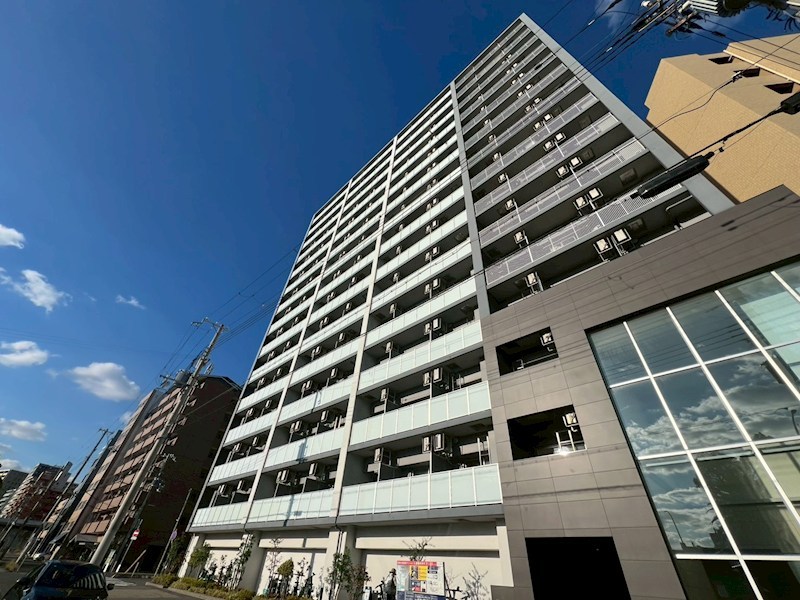 エステムコート神戸ハーバーランド前VIIレーベルの外観