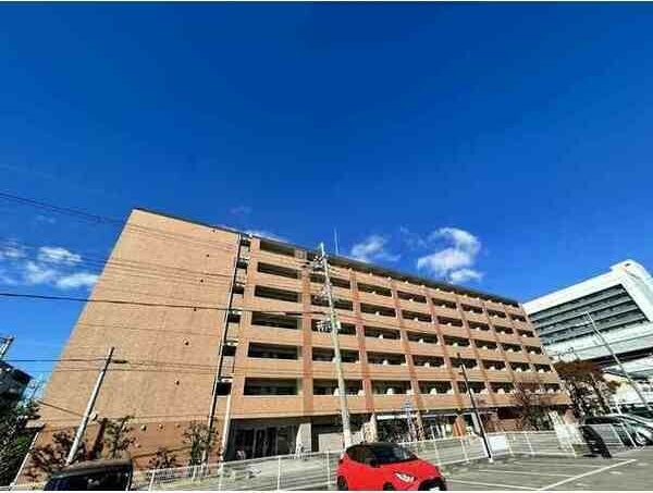 西宮市武庫川町の賃貸マンションの外観
