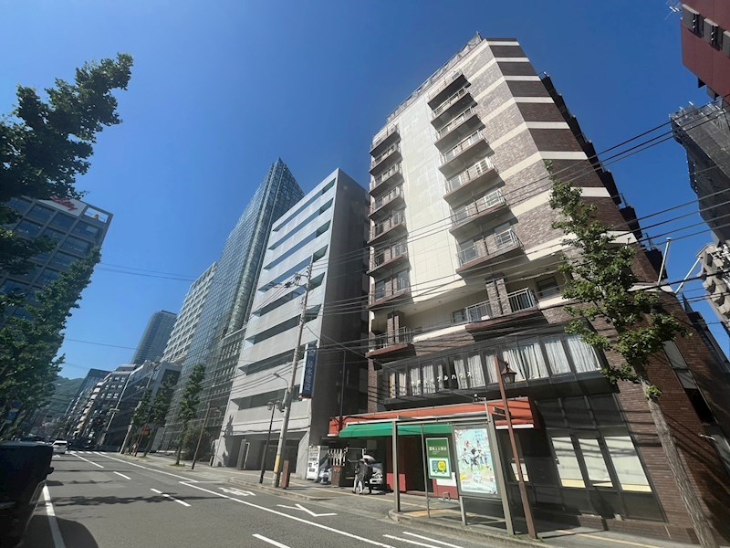 サンビルダープラス磯上ベースの外観