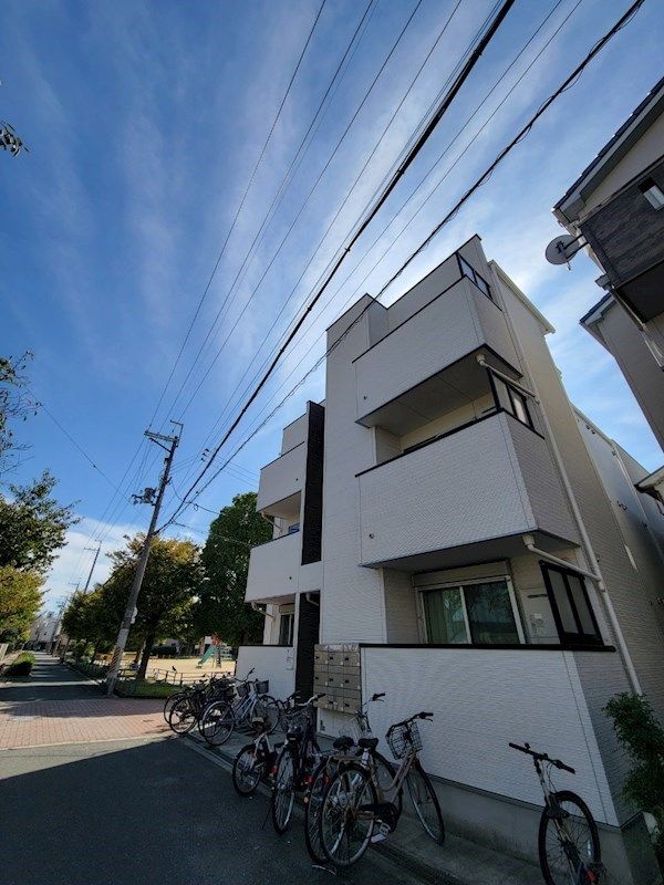 TATERUApartment大道南1丁目の外観