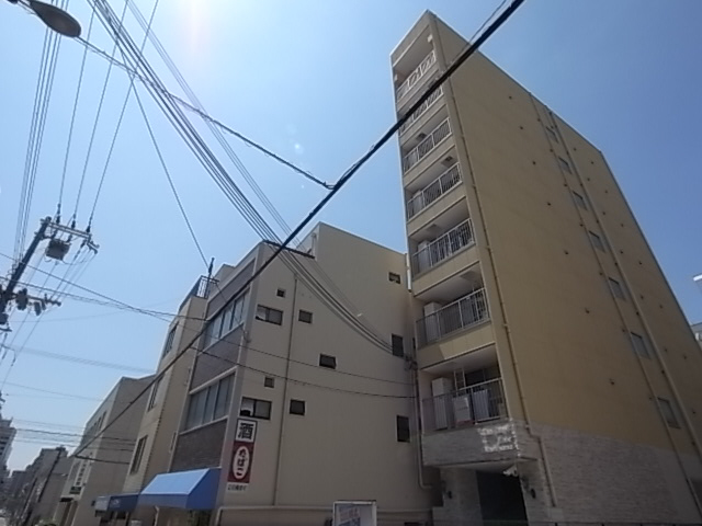 サンステージ神戸大倉山の外観
