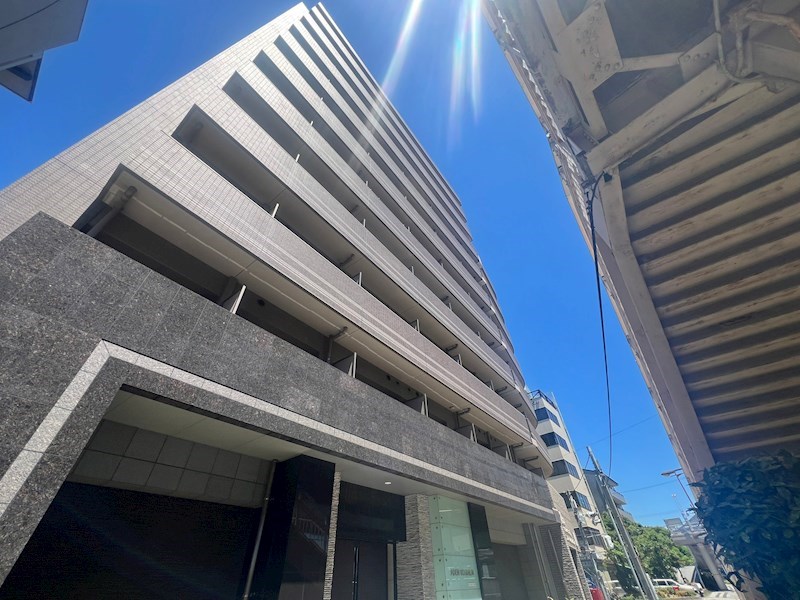 西宮市甲子園高潮町の賃貸マンションの外観