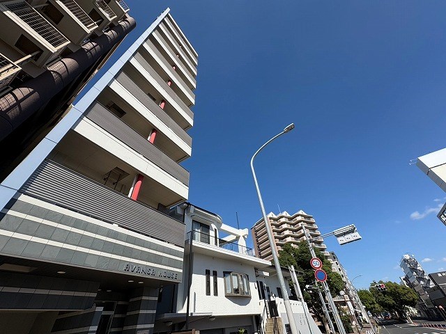 神戸市灘区王子町1丁目の賃貸マンションの外観 神戸市灘区王子町1丁目の賃貸マンションの外観