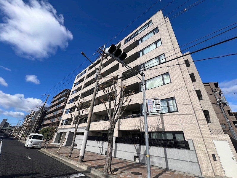 神戸市東灘区森北町３丁目の賃貸マンションの外観