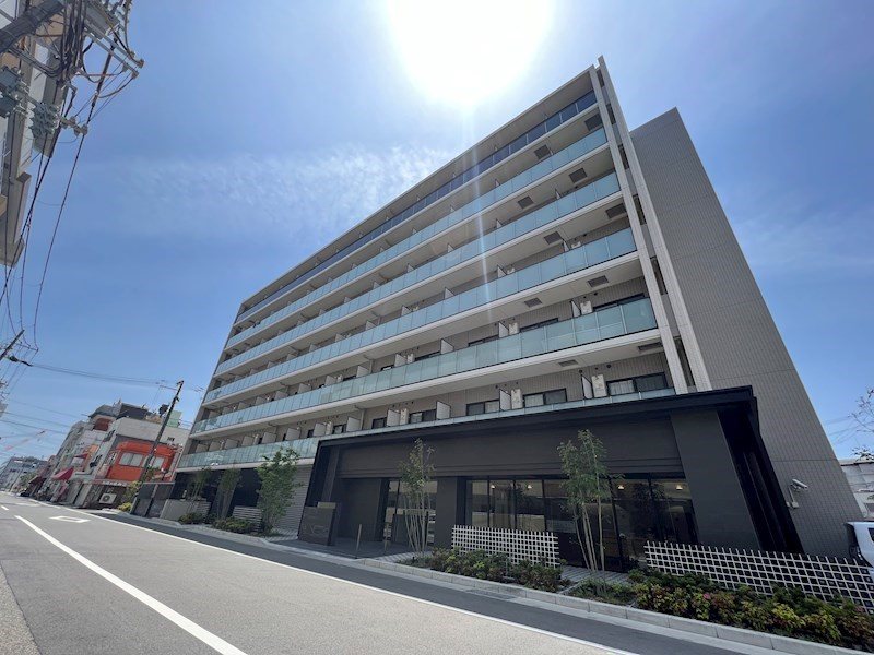 レジュールアッシュ神戸ハーバーランドの外観