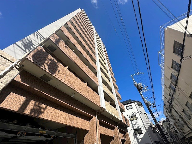 プレサンス神戸裁判所前デリシアの外観