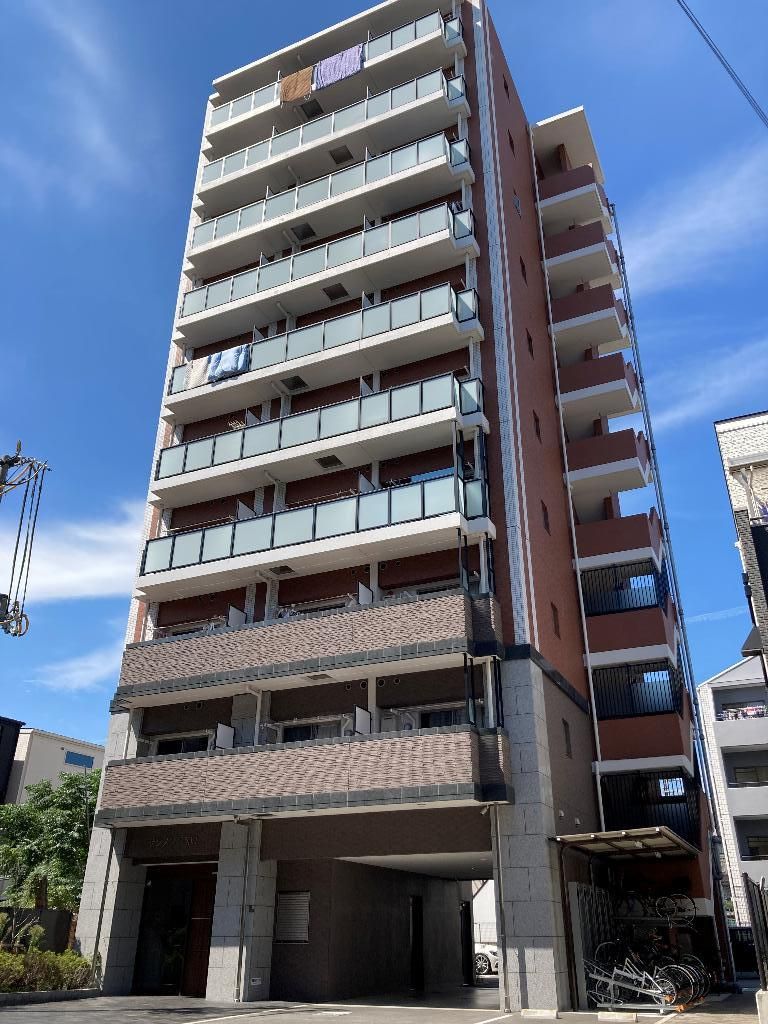 サンメゾン１６の外観