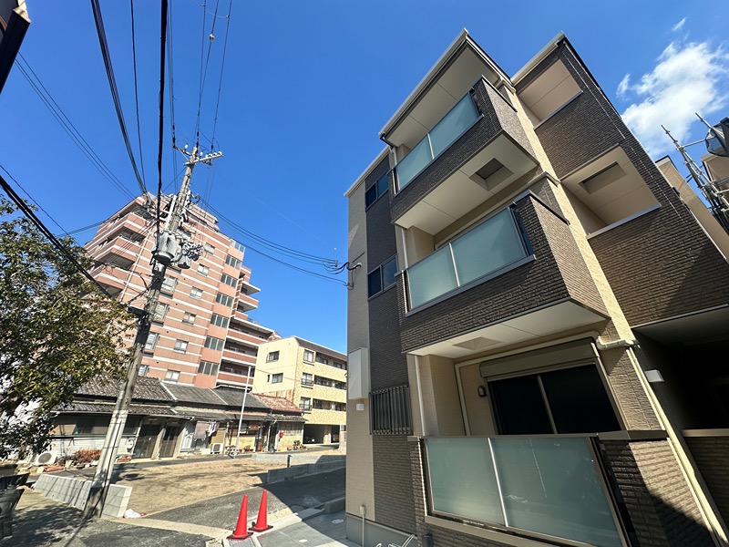 アーク神戸湊川の外観