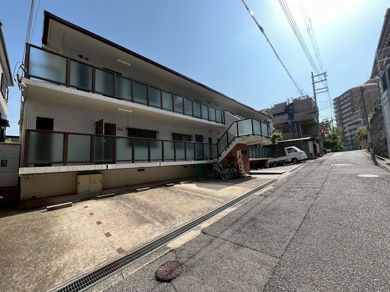 神戸市東灘区御影山手２丁目の賃貸マンションの外観