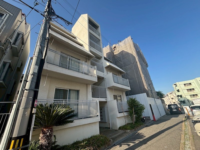 神戸市中央区山本通３丁目の賃貸マンションの外観
