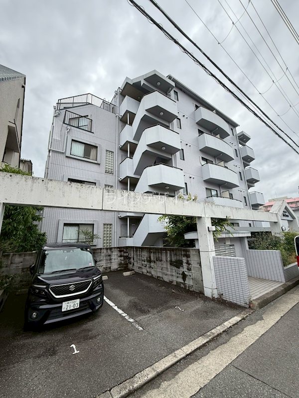 尼崎市南武庫之荘３丁目の賃貸マンションの外観