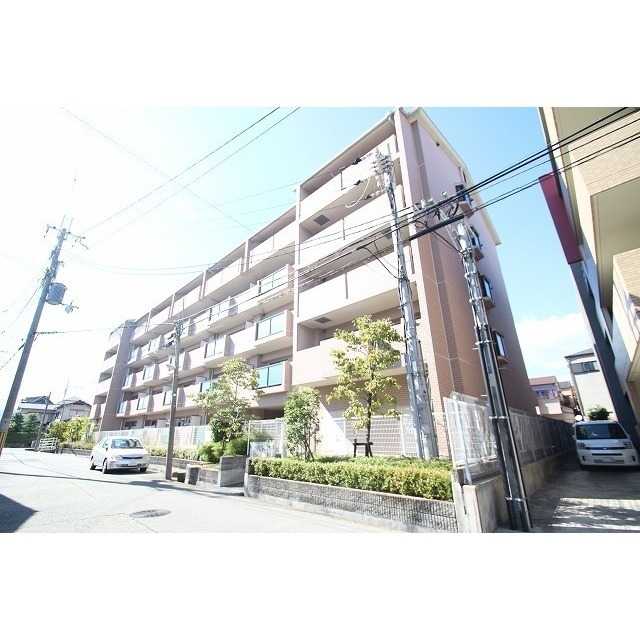 尼崎市武庫元町２丁目の賃貸マンションの外観