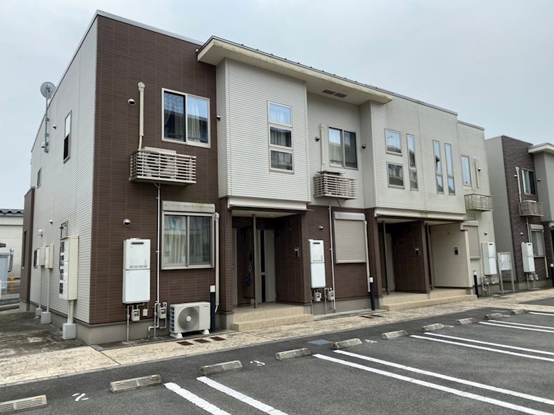 カルムメゾンIの外観