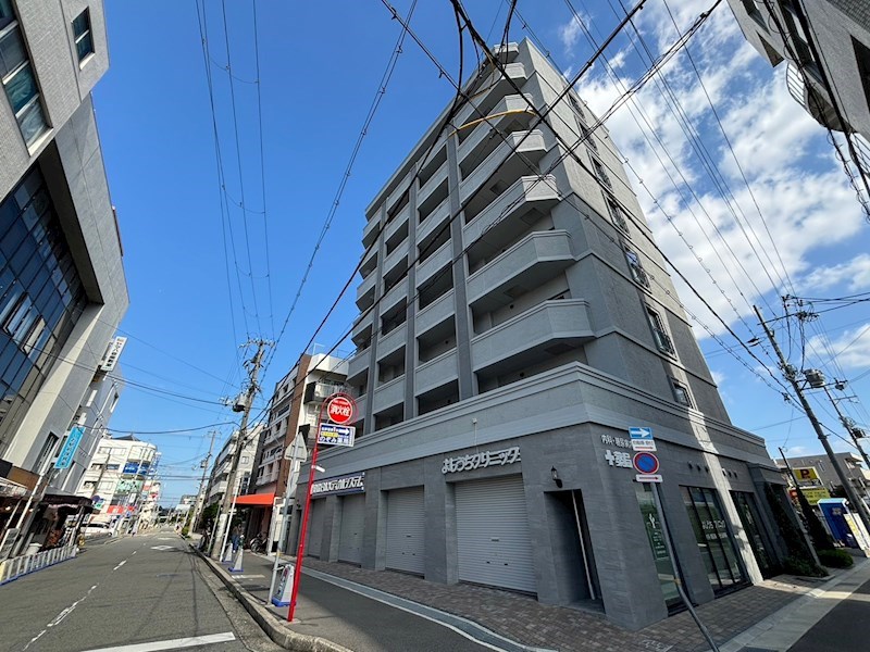 尼崎市武庫之荘１丁目の賃貸マンションの外観