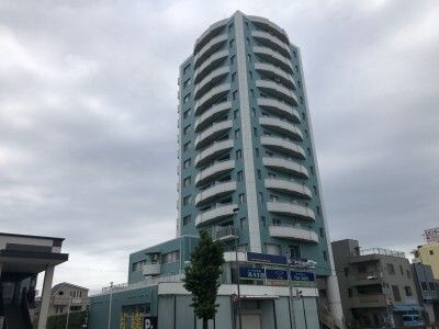 インターフェルティR2甲子園の外観
