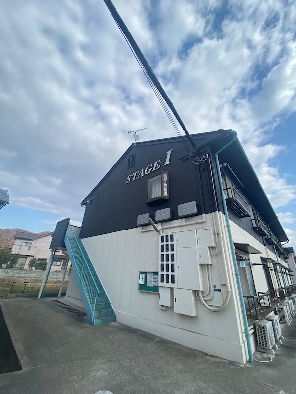 STAGE Iの外観