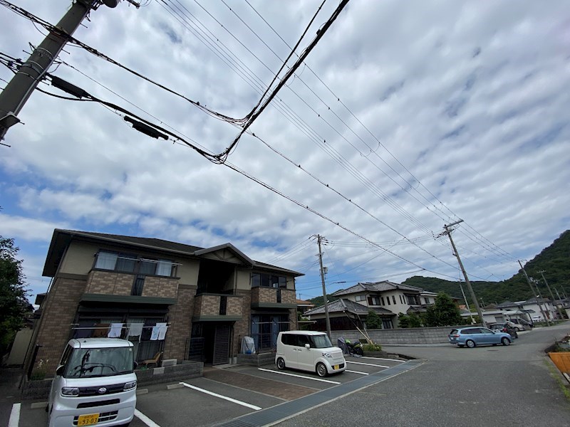 ヴィラウィッシュAの外観