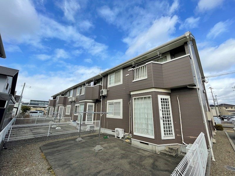 ル・クプル　プラースIIの外観