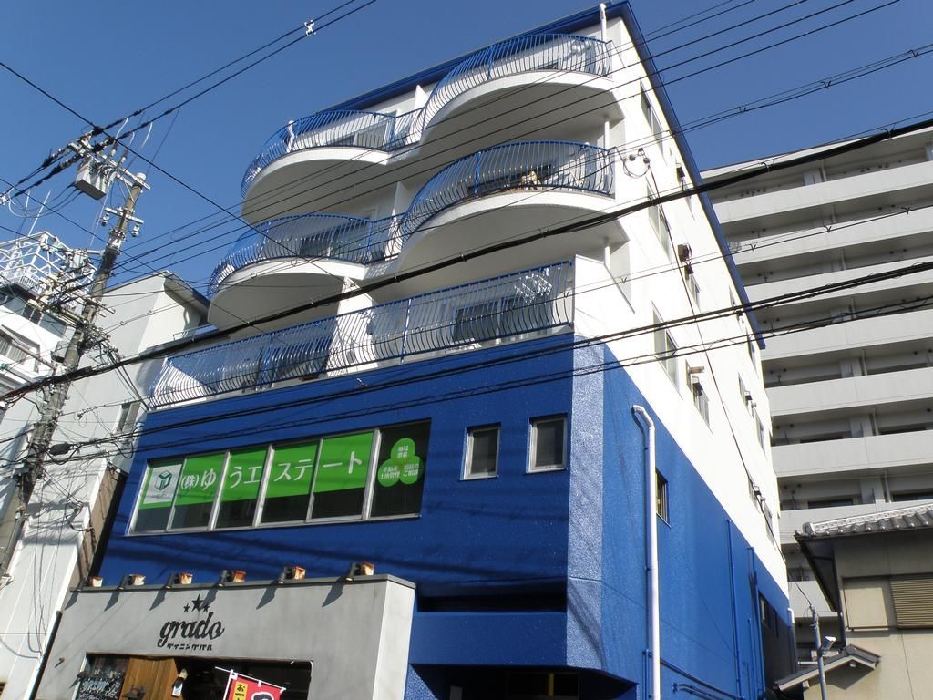 Ｒエンシンビルの外観