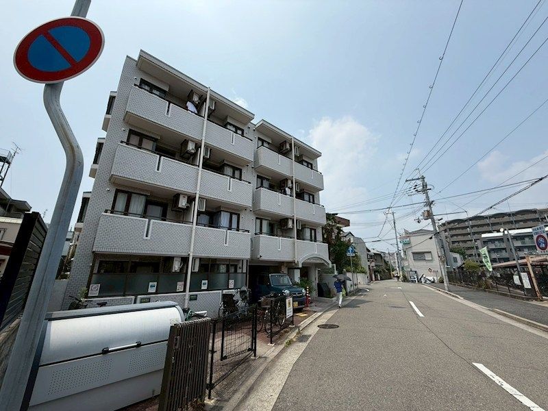 ジョイフル北武庫之荘の外観