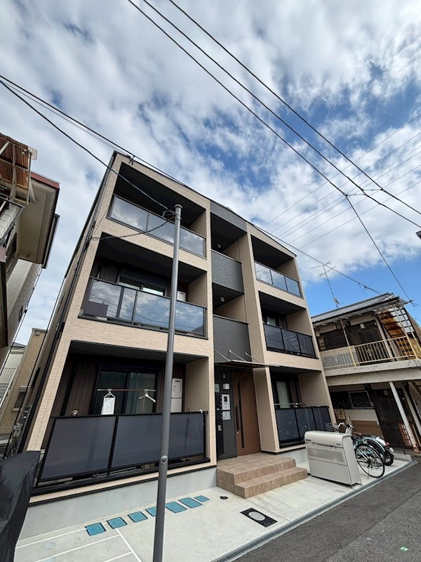 ル・ボヌール相川の外観