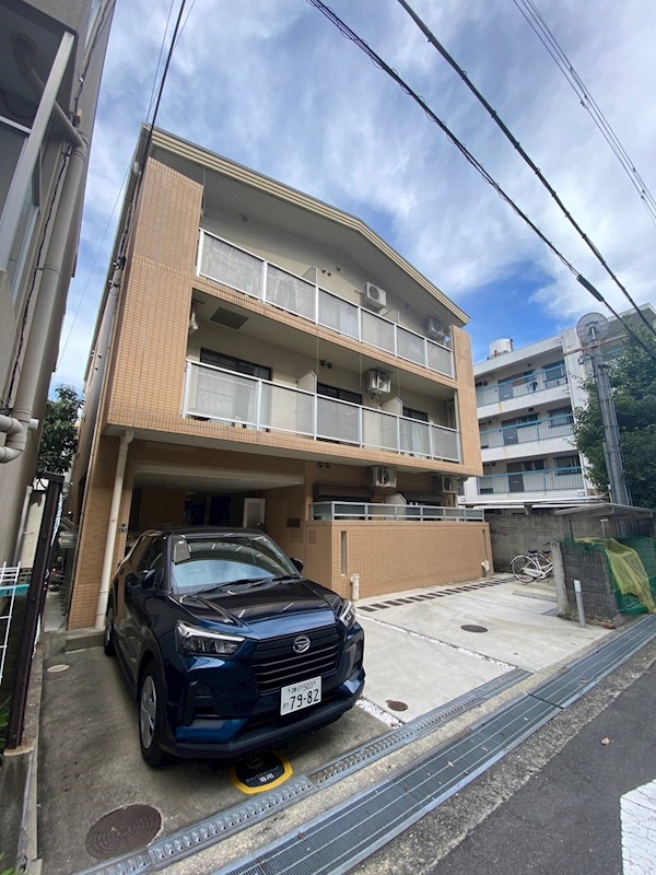 尼崎市南武庫之荘１丁目の賃貸マンションの外観