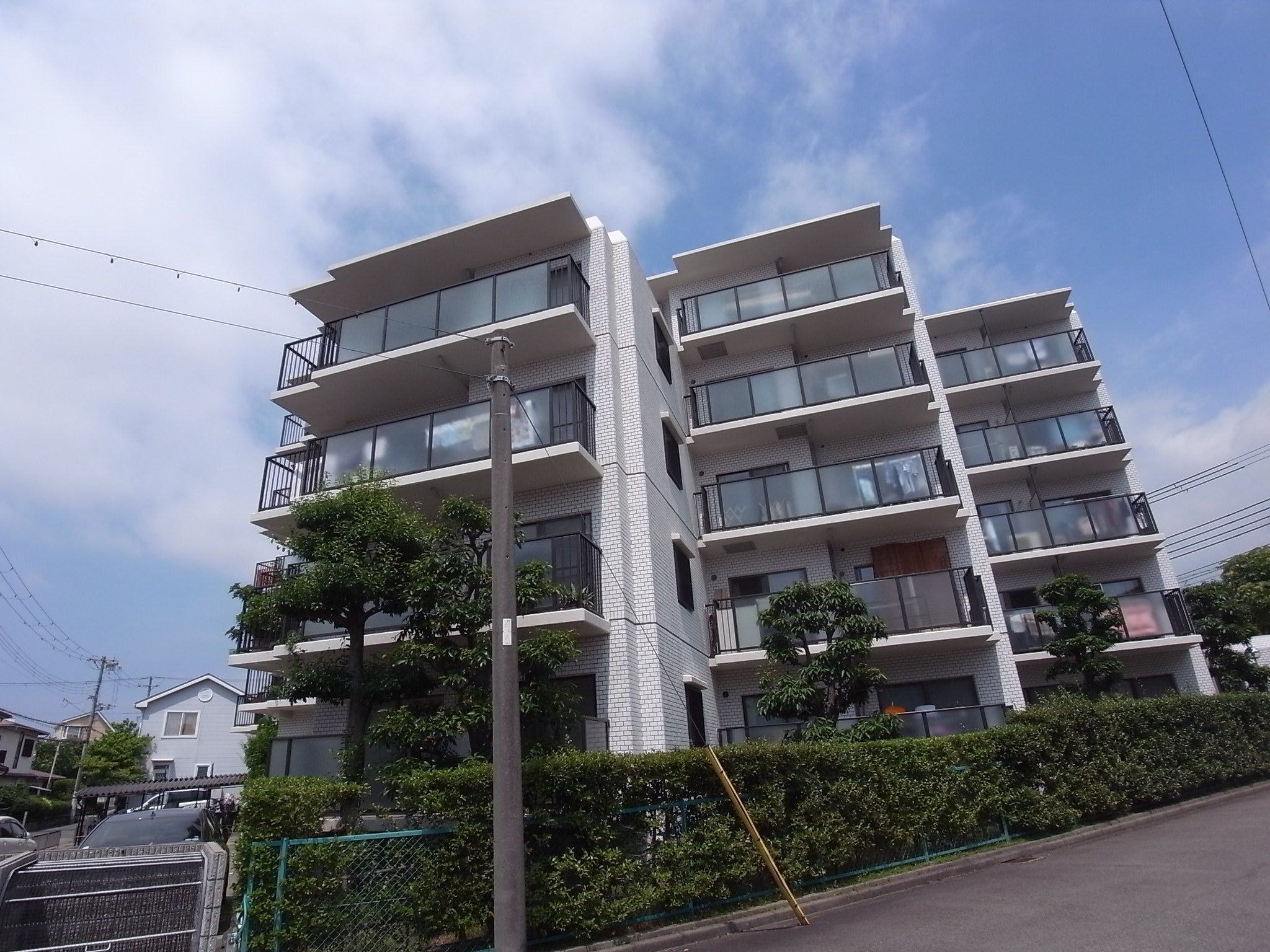 芦屋楠町パインクレストの外観