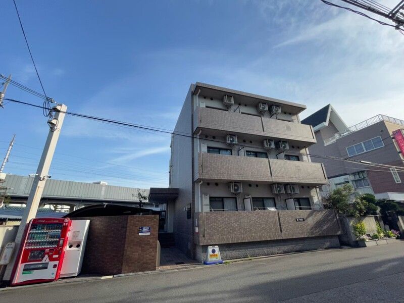 ルミナリィ上新庄の外観