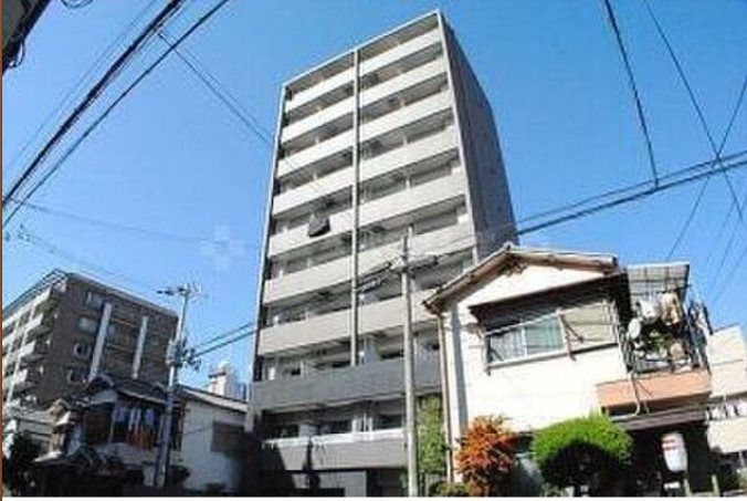 スワンズシティ新大阪の外観