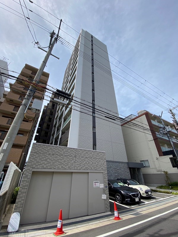 エスプレイスアーバンレジデンスの外観