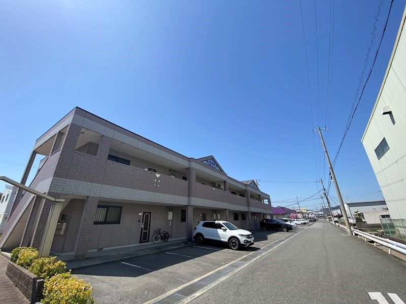 ディア　エスタシオンの外観