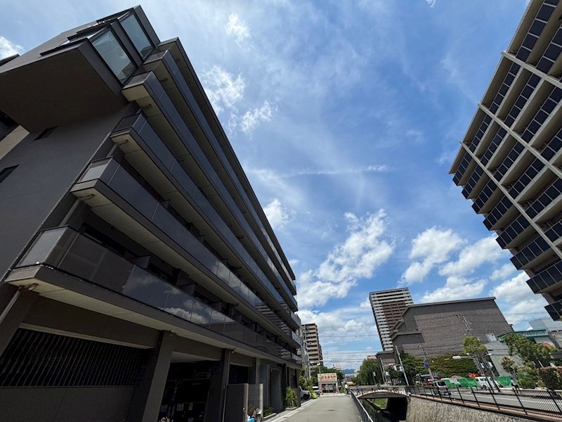 西宮北口プライマリーワンガーデンテラスの外観