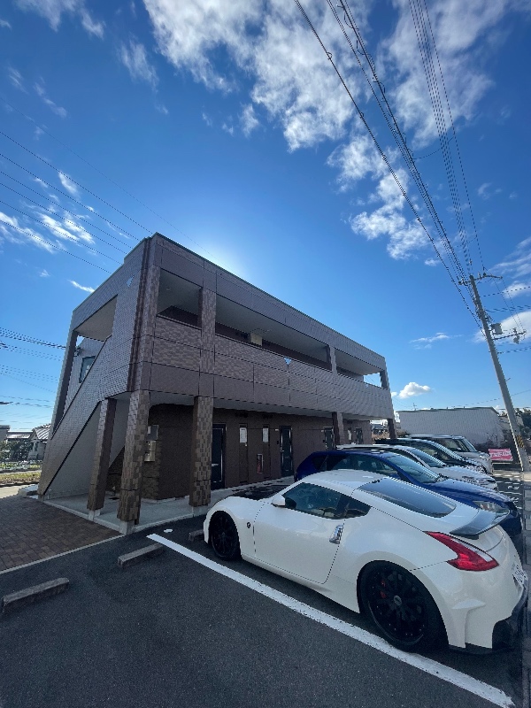 サンパレスの外観