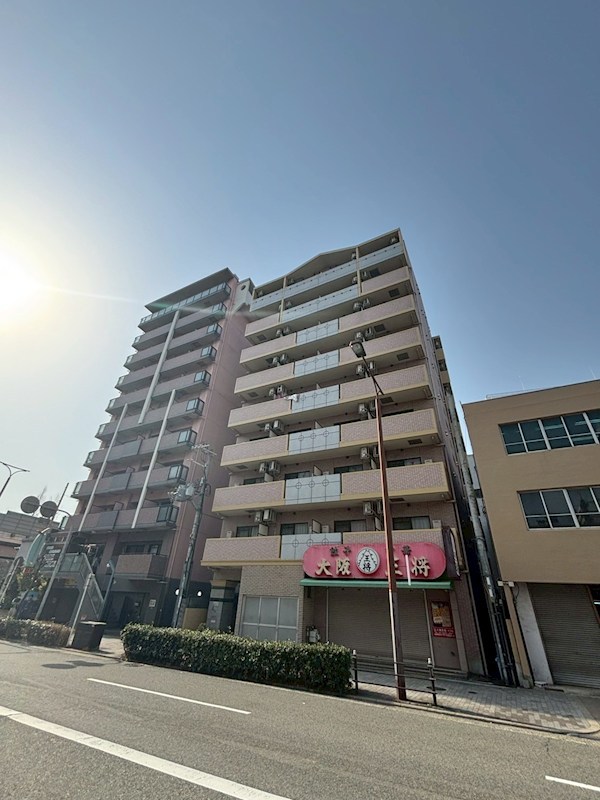 エレーヌ十三の外観