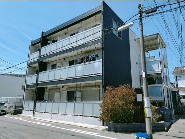 ラパンジール加島の外観